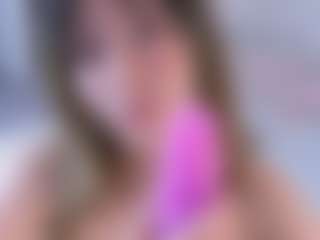Evabluntt's Live Sex Cam Show