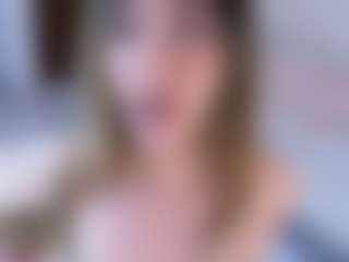 Evabluntt's Live Sex Cam Show
