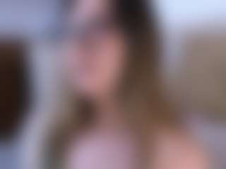 Evabluntt's Live Sex Cam Show