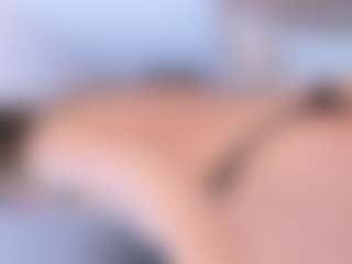 Evabluntt's Live Sex Cam Show