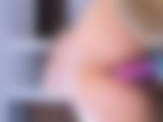 Evabluntt's Live Sex Cam Show