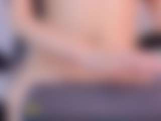 Evabluntt's Live Sex Cam Show