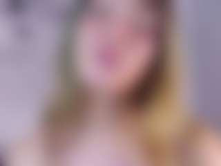 Evabluntt's Live Sex Cam Show