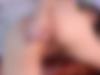 Evabluntt's Live Sex Cam Show