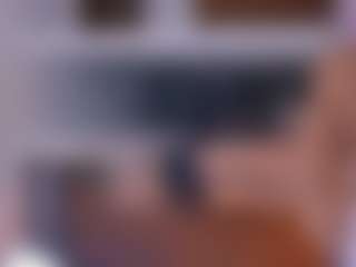 Live cam show with Evabluntt - Juguetes on Camsoda