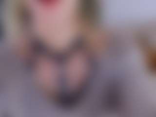 Evabluntt's Live Sex Cam Show