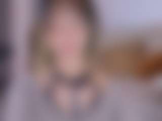 Evabluntt's Live Sex Cam Show