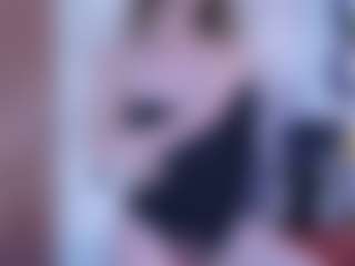 Evabluntt's Live Sex Cam Show