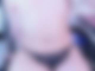 Evabluntt's Live Sex Cam Show
