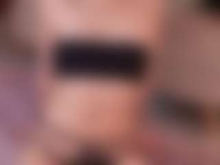 Evabluntt's Live Sex Cam Show