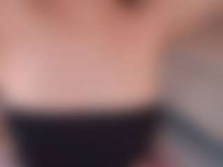 Evabluntt's Live Sex Cam Show