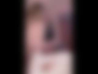 Evabluntt's Live Sex Cam Show