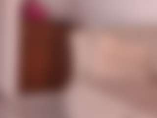 Evabluntt's Live Sex Cam Show