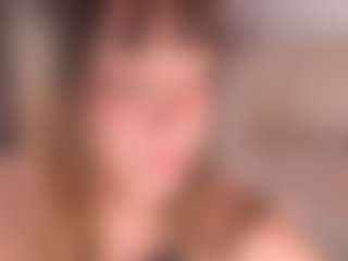 Evabluntt's Live Sex Cam Show