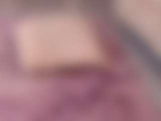 Evabluntt's Live Sex Cam Show