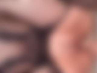 Evabluntt's Live Sex Cam Show