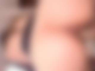 Evabluntt's Live Sex Cam Show