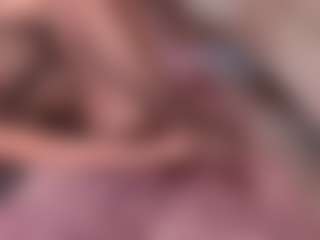 Evabluntt's Live Sex Cam Show