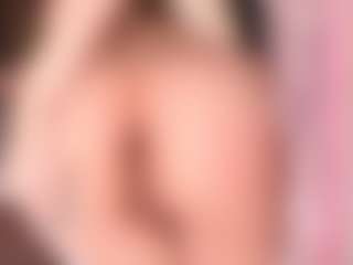 Evabluntt's Live Sex Cam Show