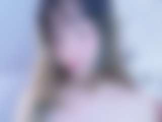 Evabluntt's Live Sex Cam Show