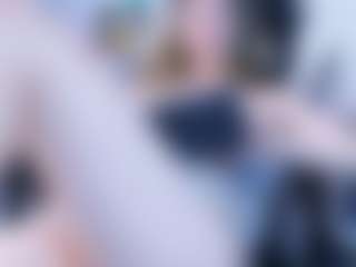 Evabluntt's Live Sex Cam Show