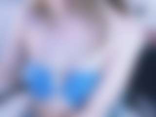 Evabluntt's Live Sex Cam Show