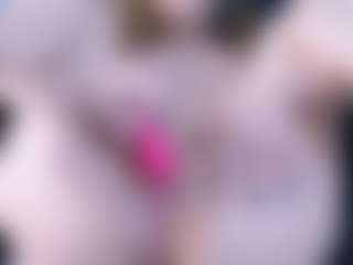 Evabluntt's Live Sex Cam Show