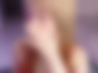 Evabluntt's Live Sex Cam Show