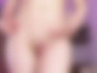Evabluntt's Live Sex Cam Show