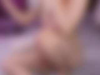 Evabluntt's Live Sex Cam Show