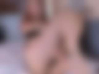 Evabluntt's Live Sex Cam Show
