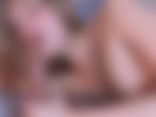 Evabluntt's Live Sex Cam Show