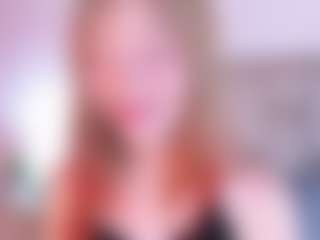 Evabluntt's Live Sex Cam Show