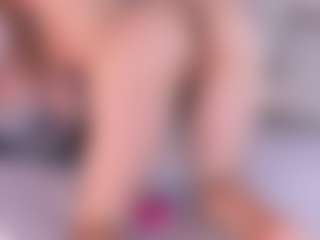 Evabluntt's Live Sex Cam Show