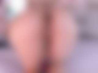 Evabluntt's Live Sex Cam Show
