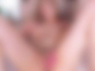 Evabluntt's Live Sex Cam Show