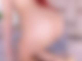 Evabluntt's Live Sex Cam Show