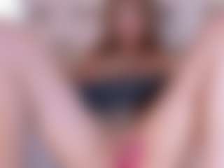 Evabluntt's Live Sex Cam Show