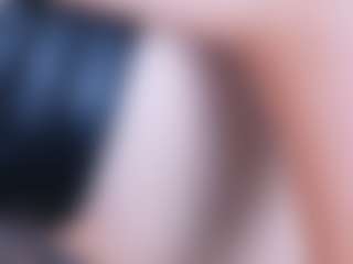 Evabluntt's Live Sex Cam Show