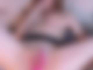 Live cam show with Evabluntt - White on EXY | colombia