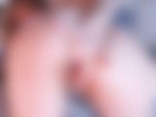 Evabluntt's Live Sex Cam Show
