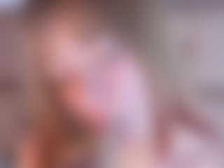 Evabluntt's Live Sex Cam Show