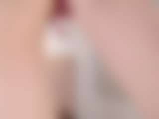 Evabluntt's Live Sex Cam Show