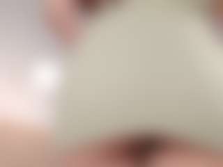 Evabluntt's Live Sex Cam Show