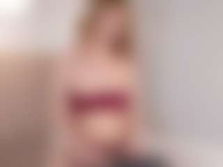 Live cam show with Evabluntt - Red Hair HD on iamadamtest123.com