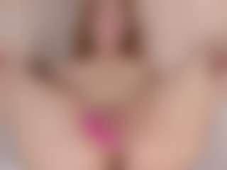 Evabluntt's Live Sex Cam Show