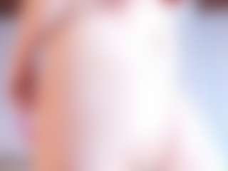Evabluntt's Live Sex Cam Show