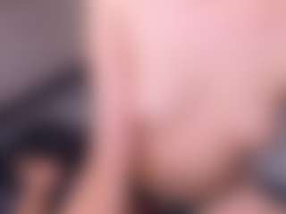 Evabluntt's Live Sex Cam Show