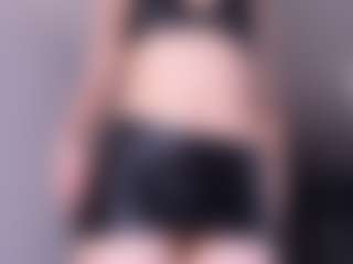 Evabluntt's Live Sex Cam Show