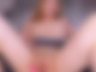 Evabluntt's Live Sex Cam Show
